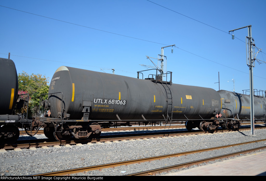 UTLX Tank Car